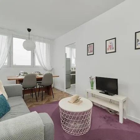 Green City View Wroclavia Swobodna By Renters Apartment